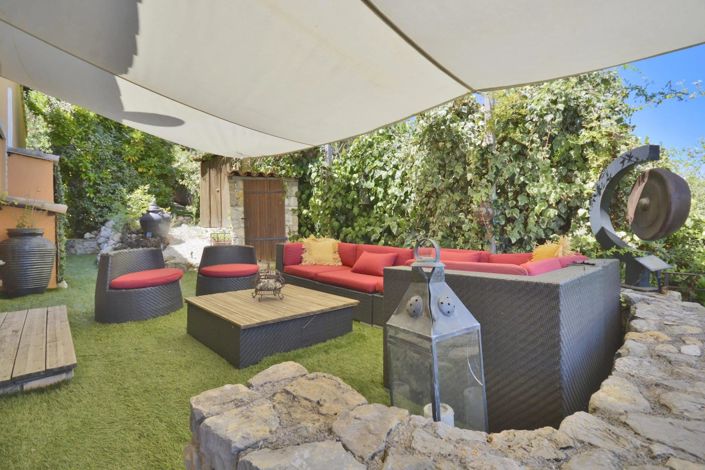 Image No.12-7 Bed House for sale