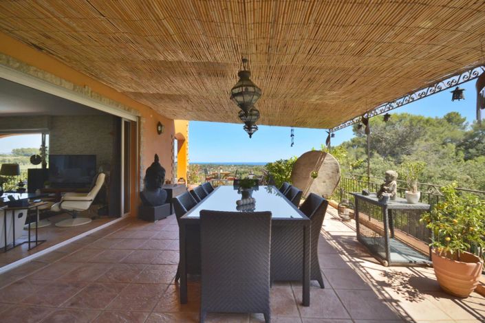 Image No.27-7 Bed House for sale