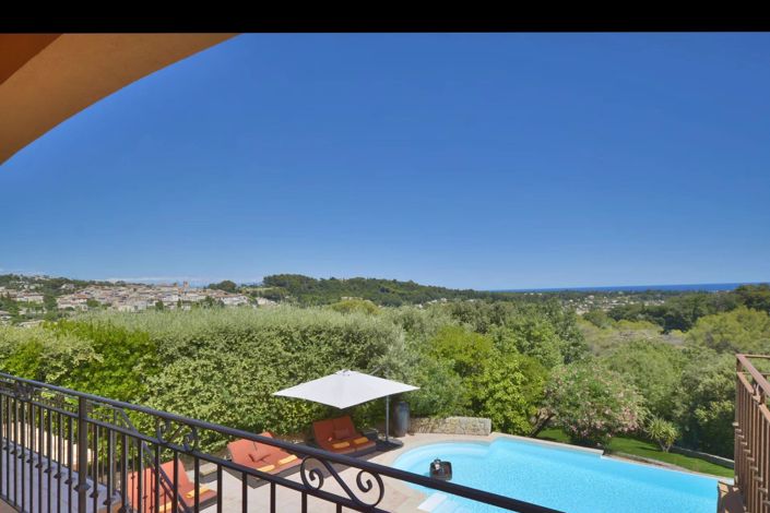 Image No.28-7 Bed House for sale