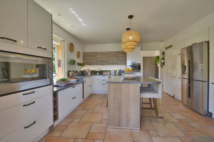 Image No.33-7 Bed House for sale