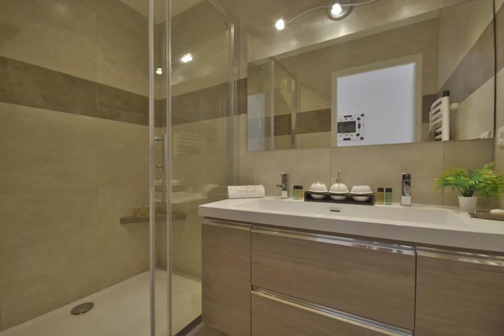 Image No.41-7 Bed House for sale