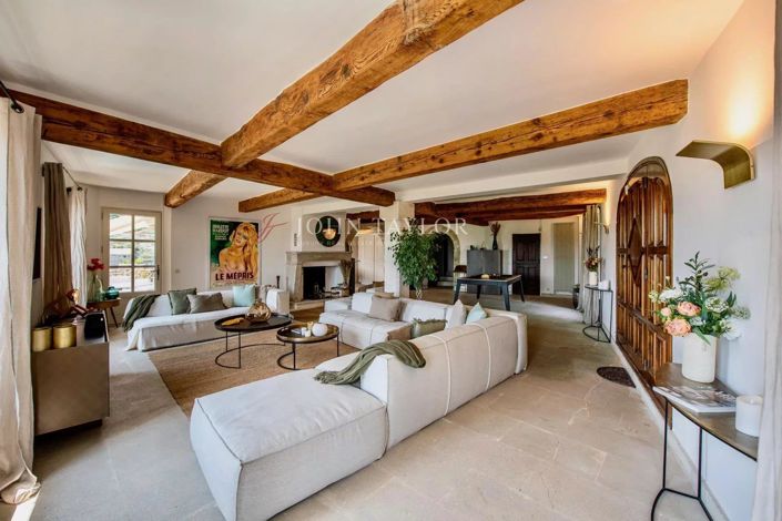 Image No.3-6 Bed Apartment for sale