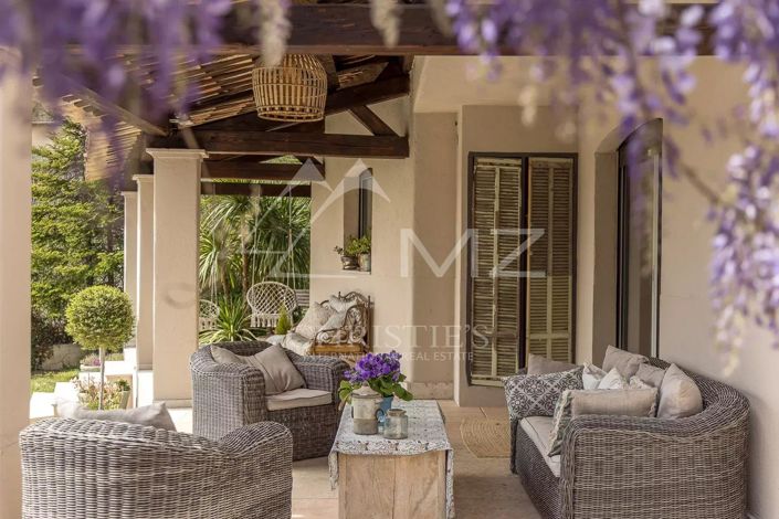 Image No.3-4 Bed House for sale