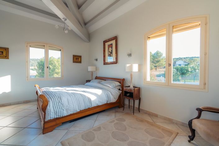 Image No.23-4 Bed House for sale