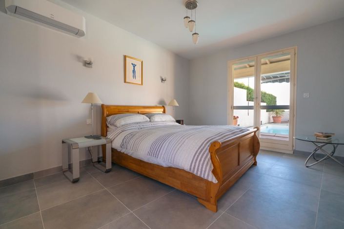 Image No.26-4 Bed House for sale