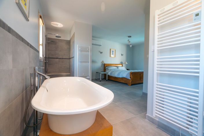 Image No.27-4 Bed House for sale