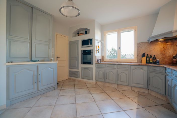 Image No.7-4 Bed House for sale