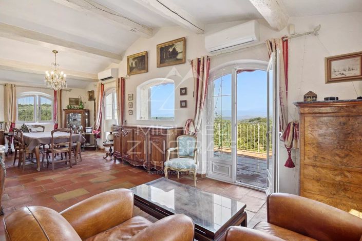 Image No.4-4 Bed House for sale