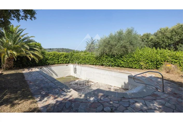 Image No.9-4 Bed House for sale