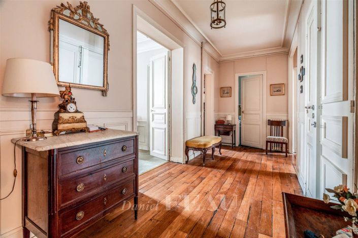 Image No.8-3 Bed Apartment for sale