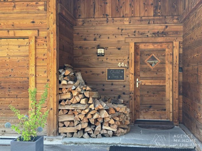 Image No.26-5 Bed House for sale