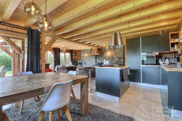 Image No.9-5 Bed House for sale