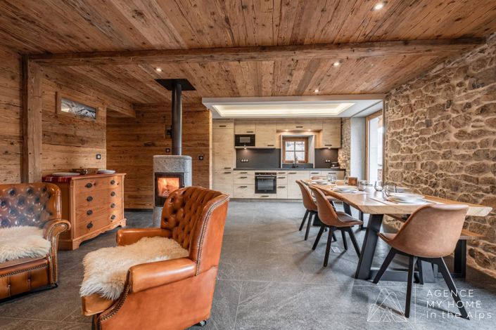 Image No.24-3 Bed Property for sale