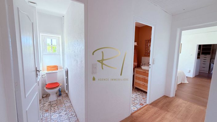 Image No.13-3 Bed House for sale