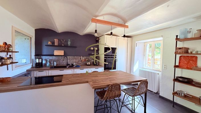 Image No.3-3 Bed House for sale