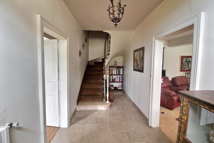 Image No.11-5 Bed House for sale