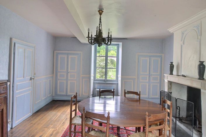 Image No.12-5 Bed House for sale