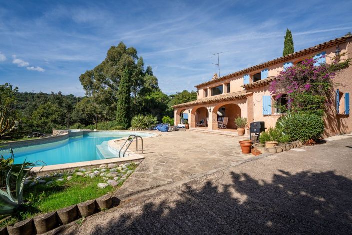 Image No.13-6 Bed House for sale