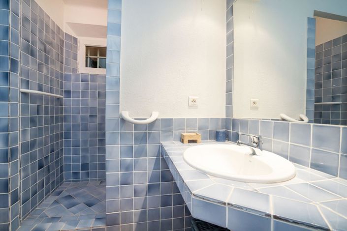 Image No.13-4 Bed House for sale