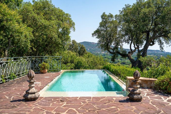 Image No.17-4 Bed House for sale