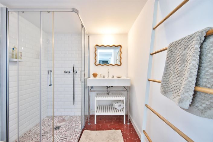 Image No.23-5 Bed House for sale