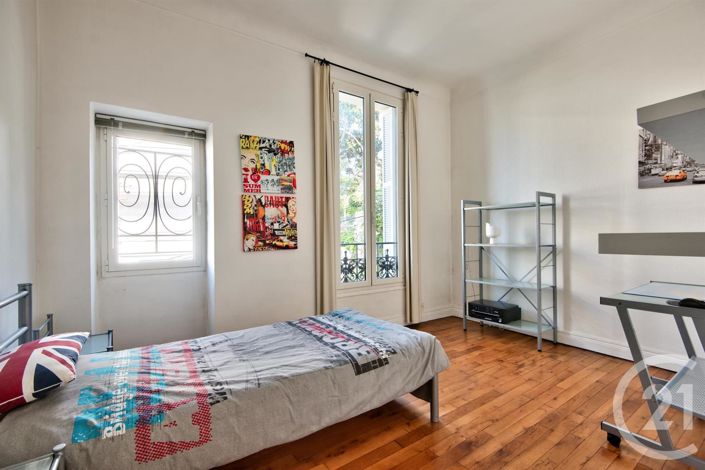 Image No.14-4 Bed House for sale