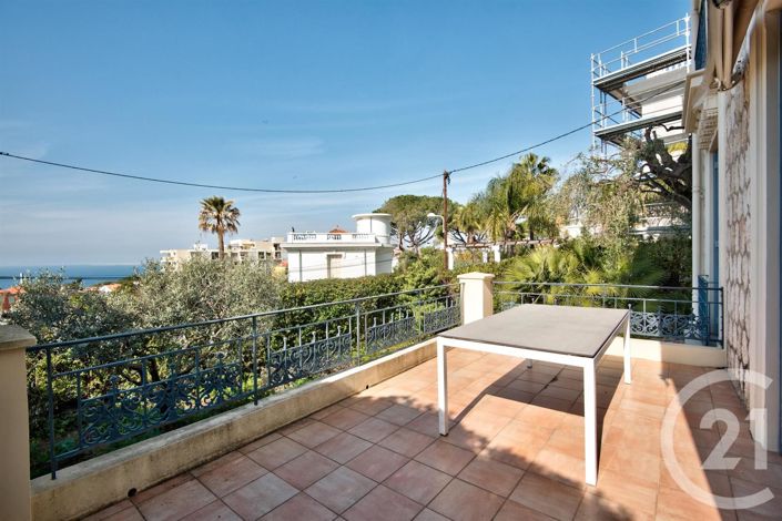 Image No.19-4 Bed House for sale