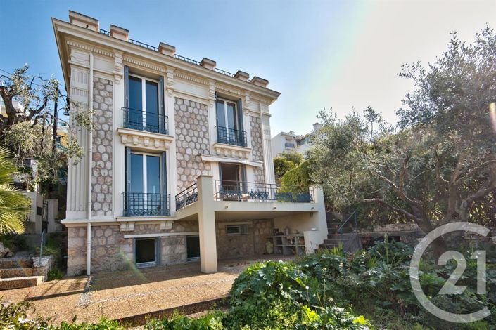 Image No.2-4 Bed House for sale