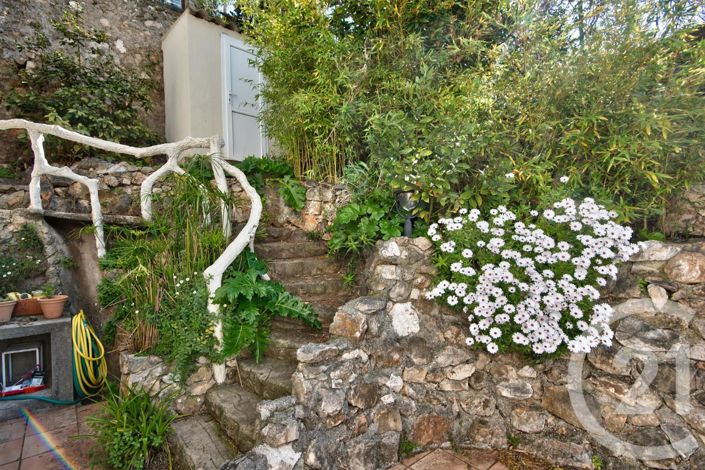 Image No.20-4 Bed House for sale