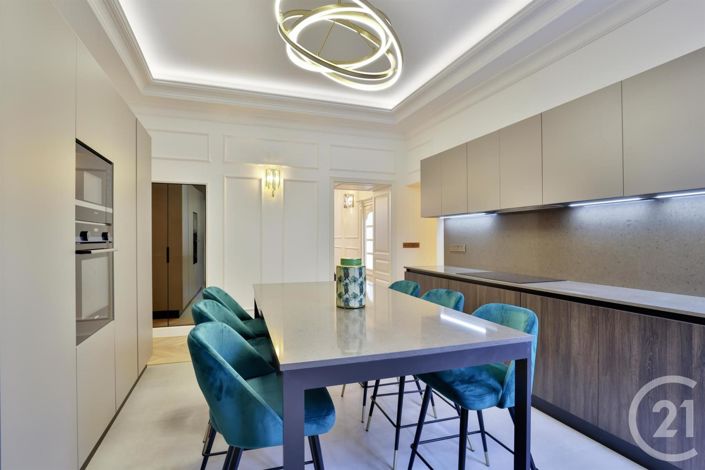 Image No.6-5 Bed Apartment for sale