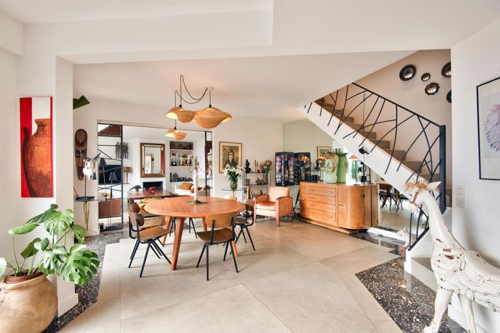 Image No.15-4 Bed House for sale