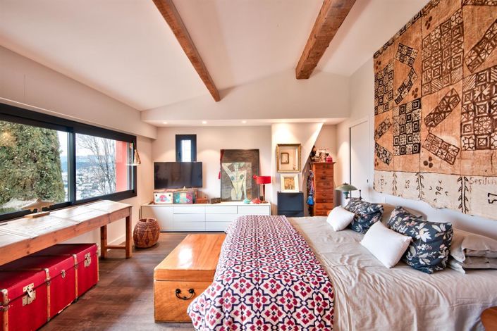 Image No.18-4 Bed House for sale