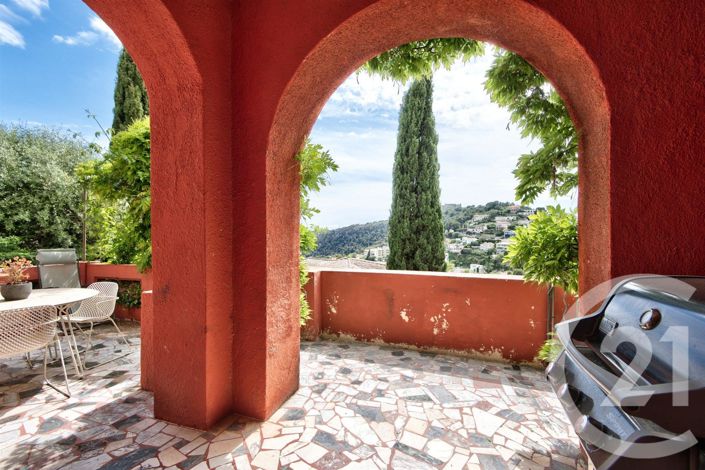 Image No.6-4 Bed House for sale