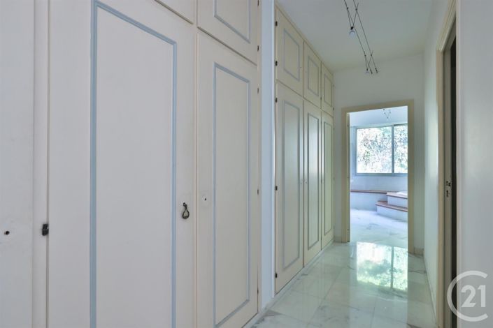 Image No.16-3 Bed Apartment for sale