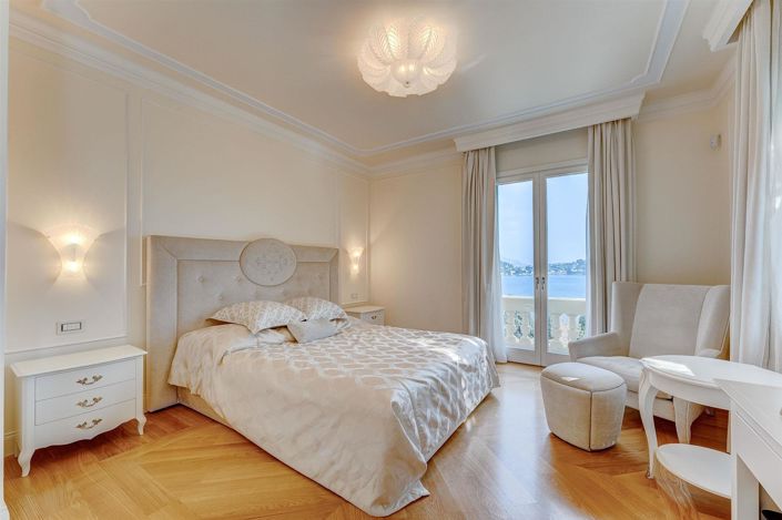 Image No.32-5 Bed House for sale