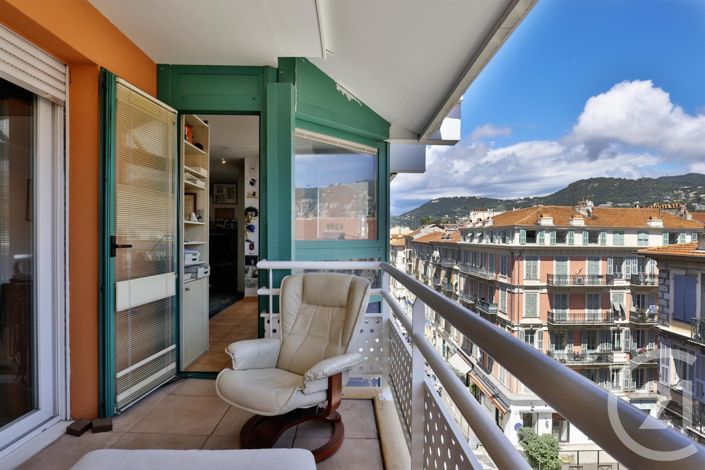 Image No.17-3 Bed Apartment for sale