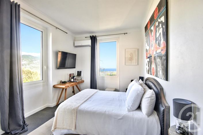 Image No.12-4 Bed House for sale