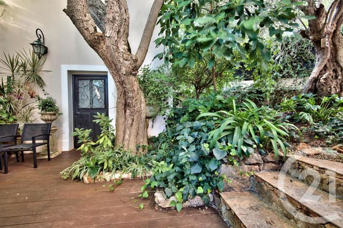 Image No.17-4 Bed House for sale