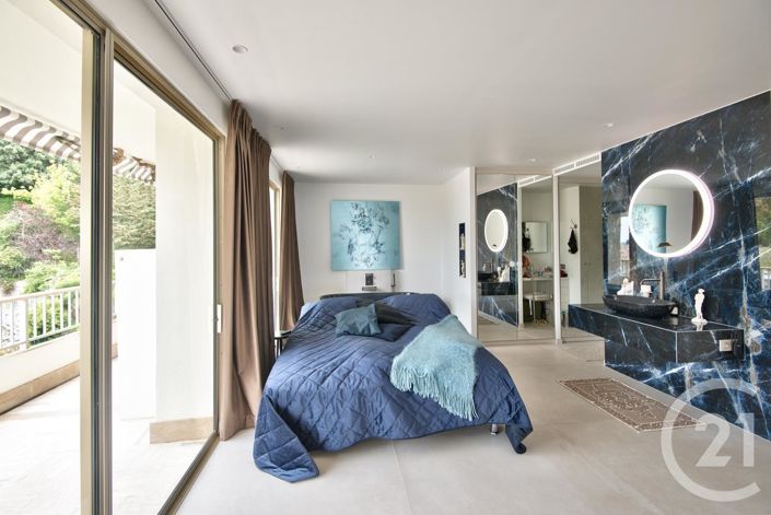 Image No.14-4 Bed Apartment for sale