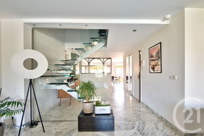 Image No.6-4 Bed Apartment for sale