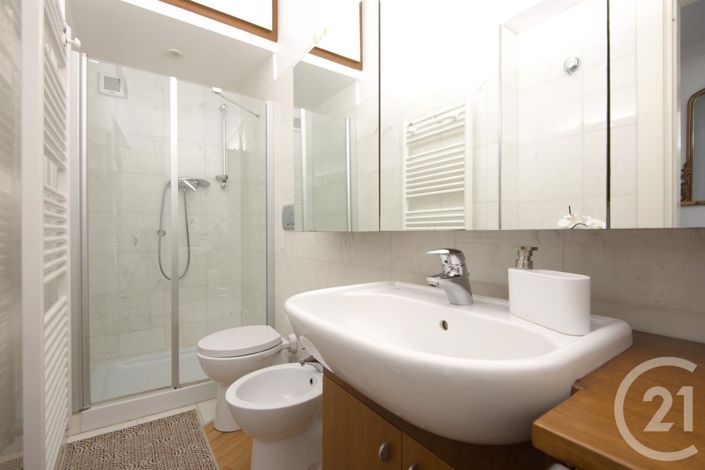 Image No.7-3 Bed Apartment for sale