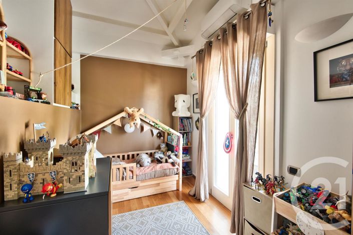 Image No.8-3 Bed Apartment for sale