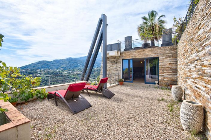 Image No.11-6 Bed House for sale