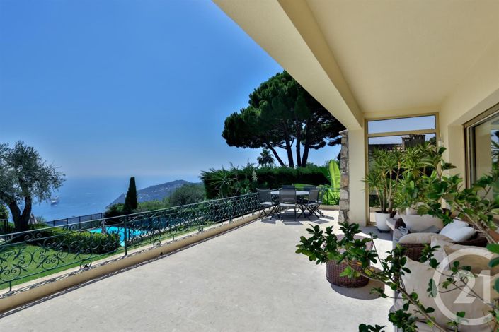 Image No.9-5 Bed House for sale