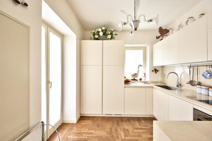 Image No.12-4 Bed House for sale