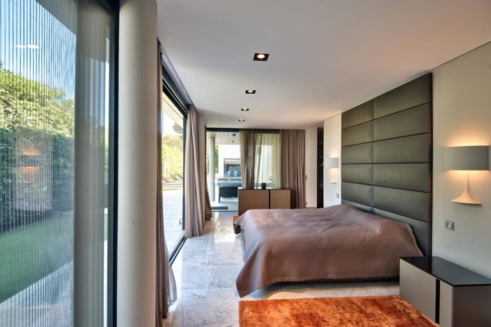 Image No.16-4 Bed House for sale