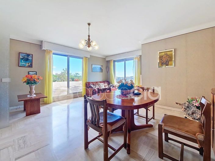 Image No.4-4 Bed Apartment for sale