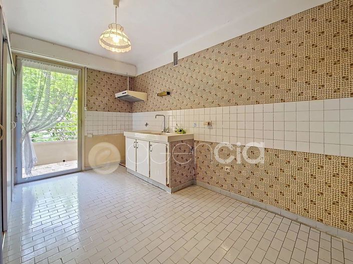 Image No.9-4 Bed Apartment for sale