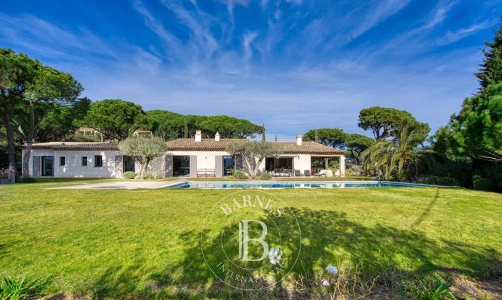 Image No.10-6 Bed House for sale