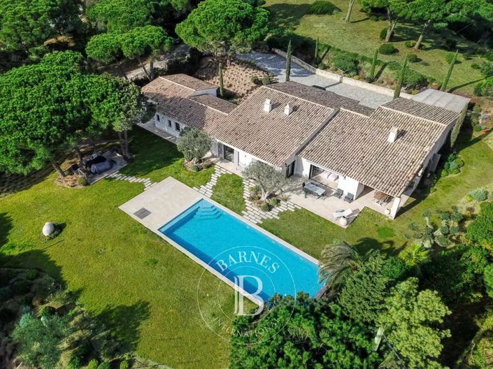 Image No.11-6 Bed House for sale